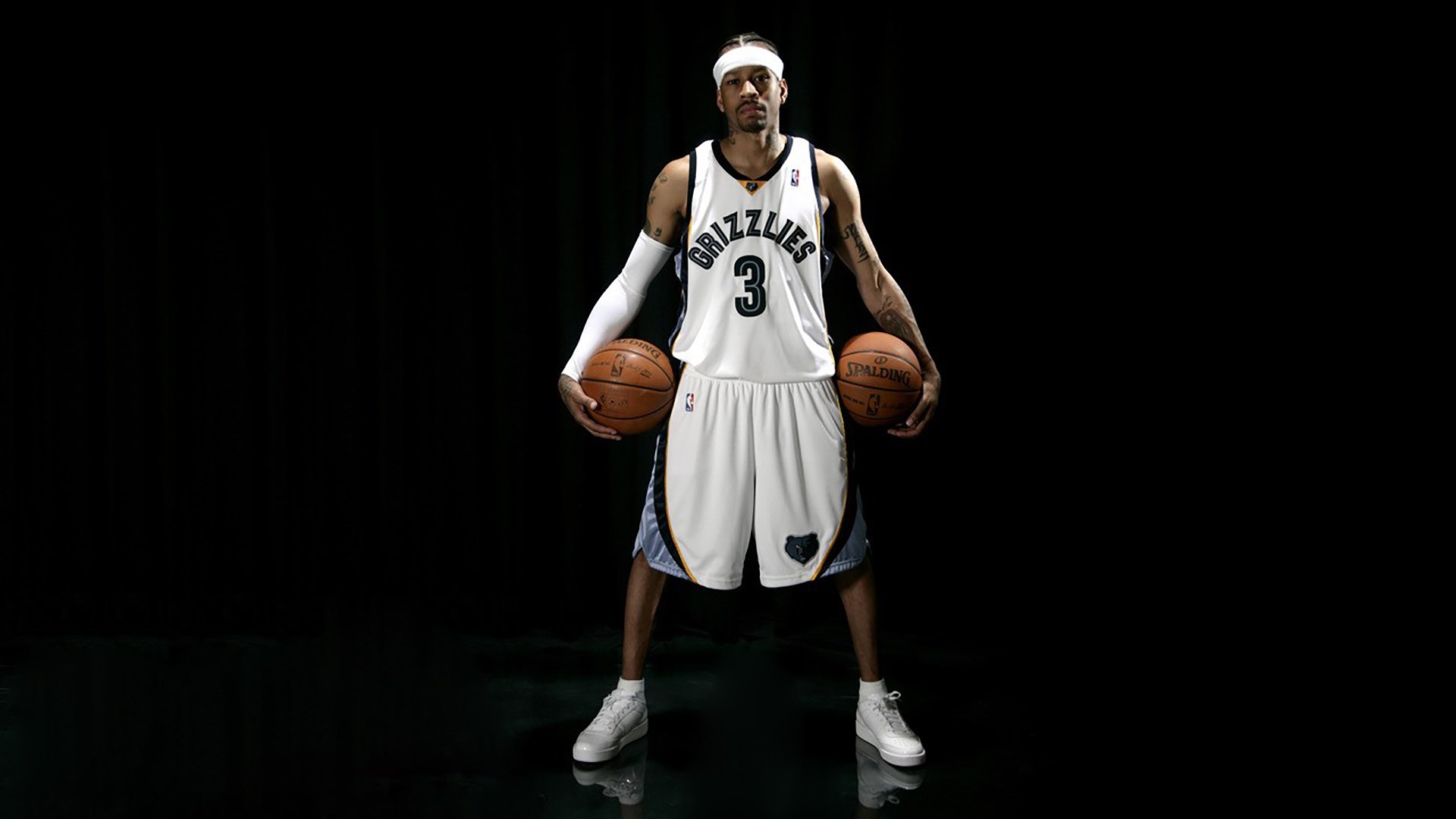 F1赛车赛场焦点！美国队对阵荷兰队，主力缺阵，替补球员挺身而出