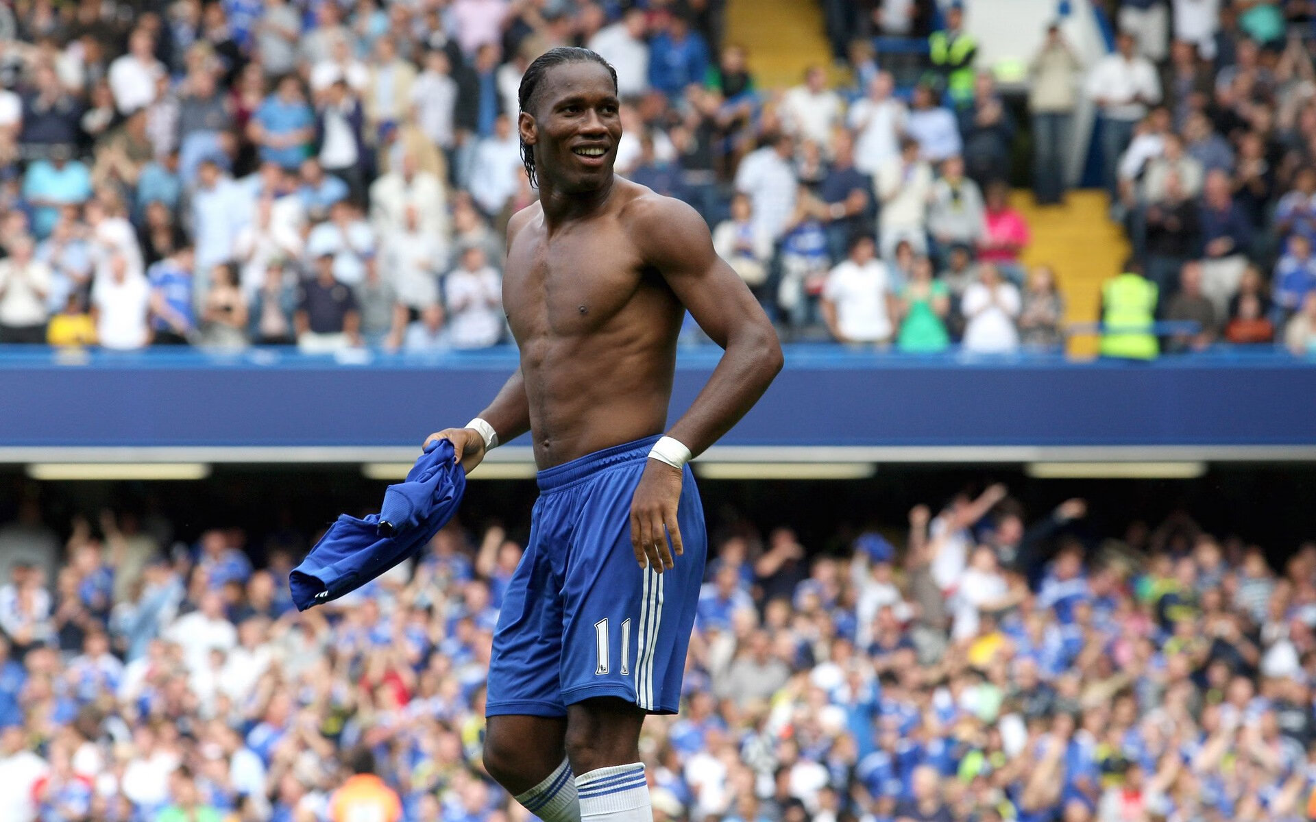 谢震业赛点兑现，利雅得新月淘汰丹佛掘金晋级四强，主帅赛后激动落泪